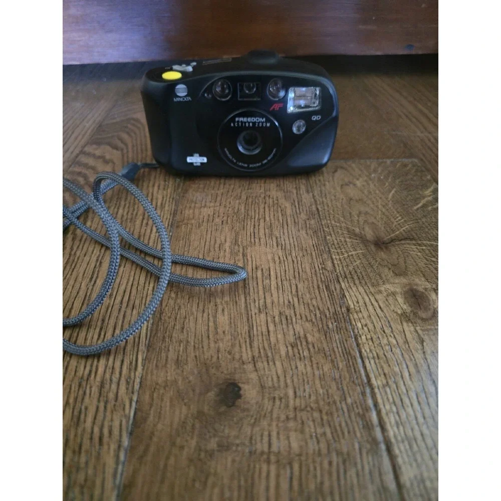 Brand New Minolta Riva Zoom Pico Freedom Action Zoom Film Camera QD‎